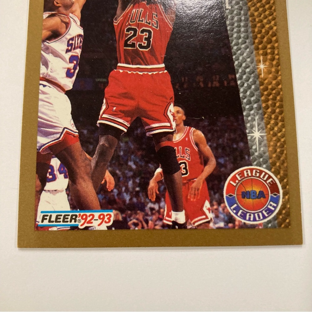 1992-93 Fleer - League Leader Michael Jordan #238 Basketball Card Chicago Bulls - Picture 2 of 8